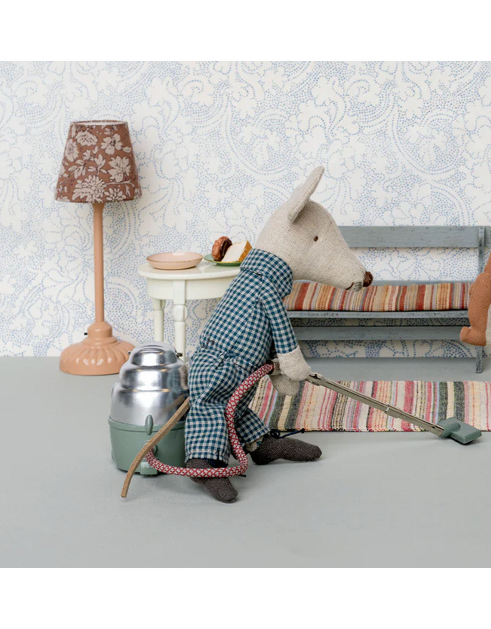 Maileg Vacuum cleaner Mouse