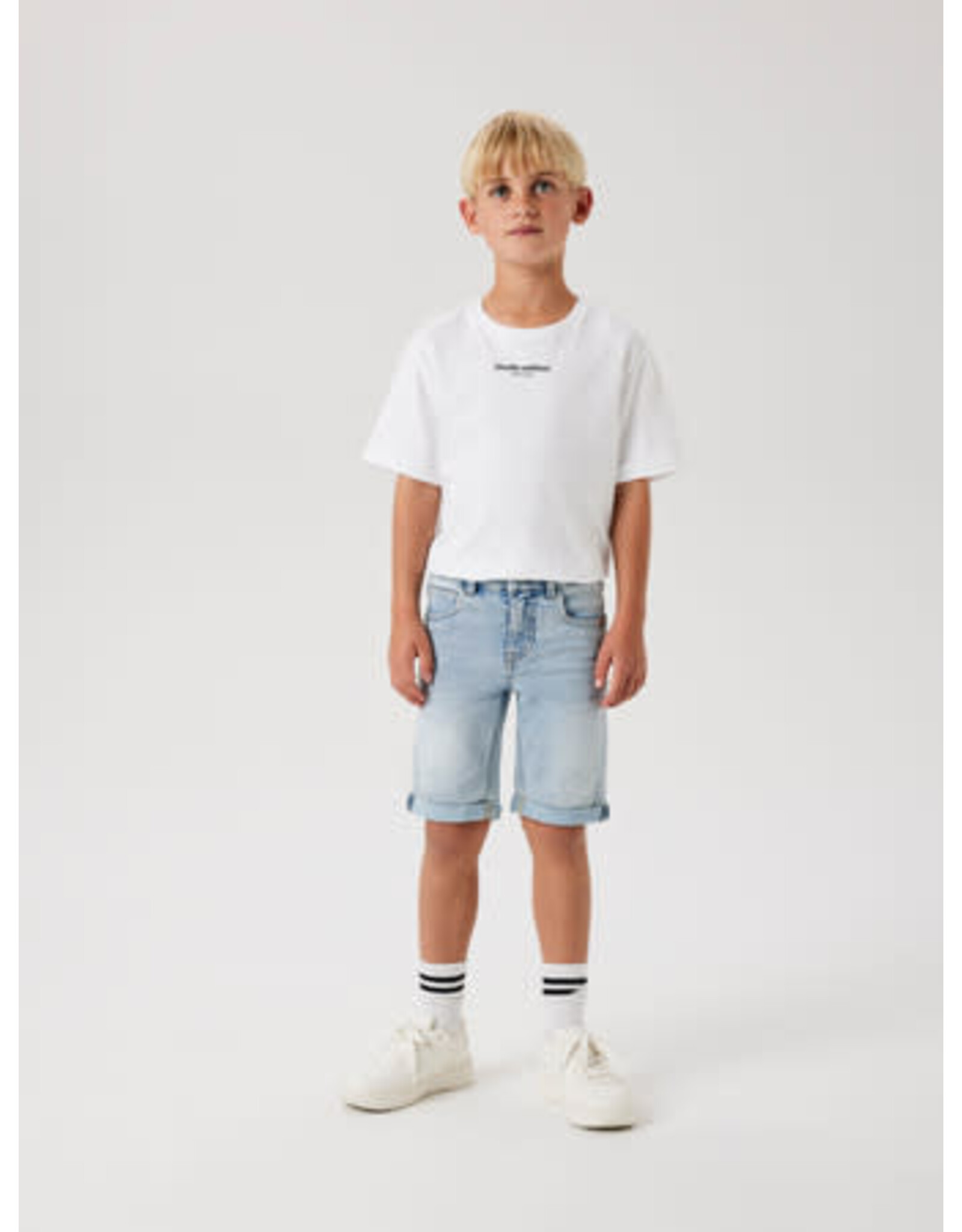 Name it NKMTHEO XSL DNM L SHORTS 6622-CL NOOS Light Blue Bleached Denim