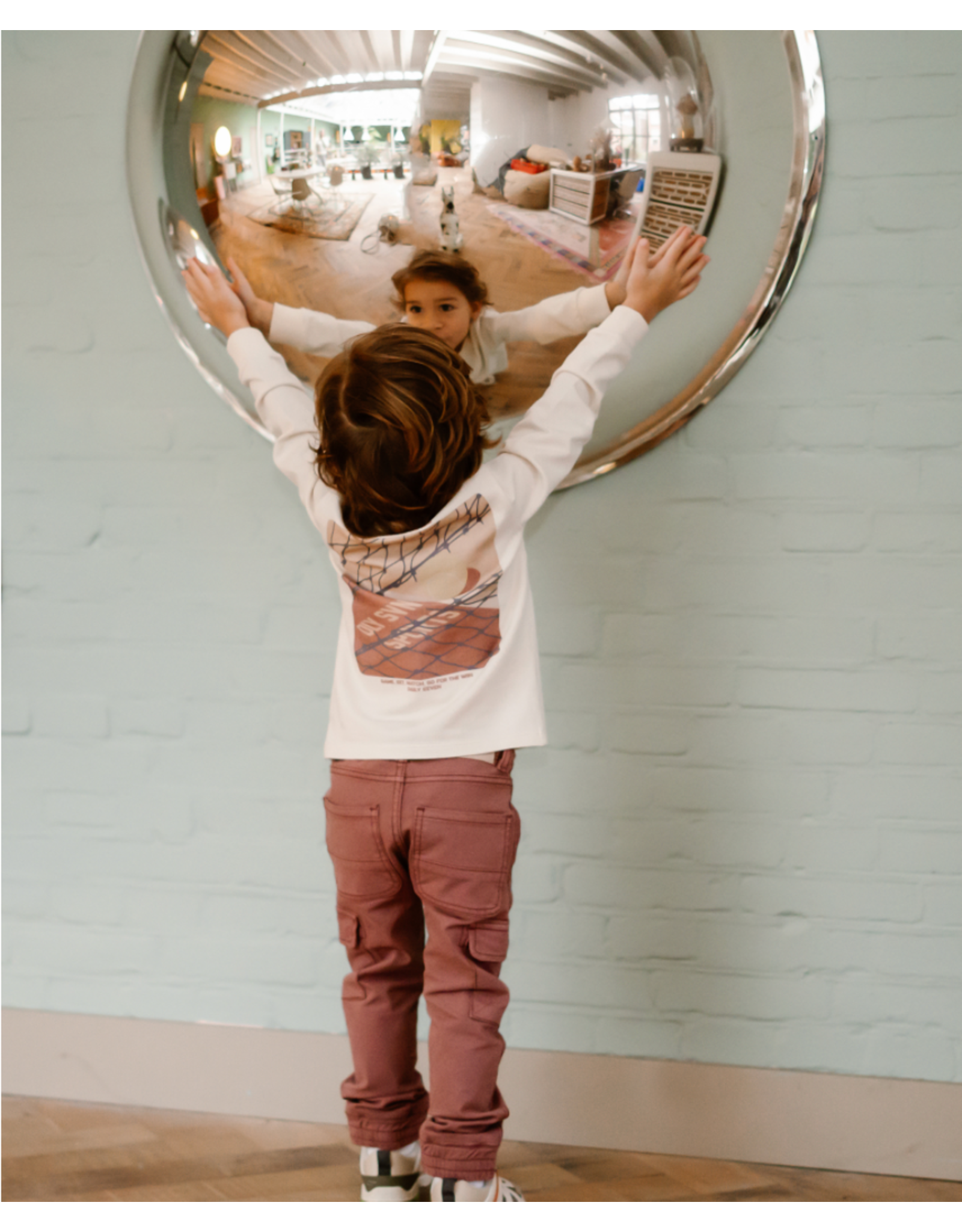 Daily7 T-shirt Longsleeve Artwork Off White W25