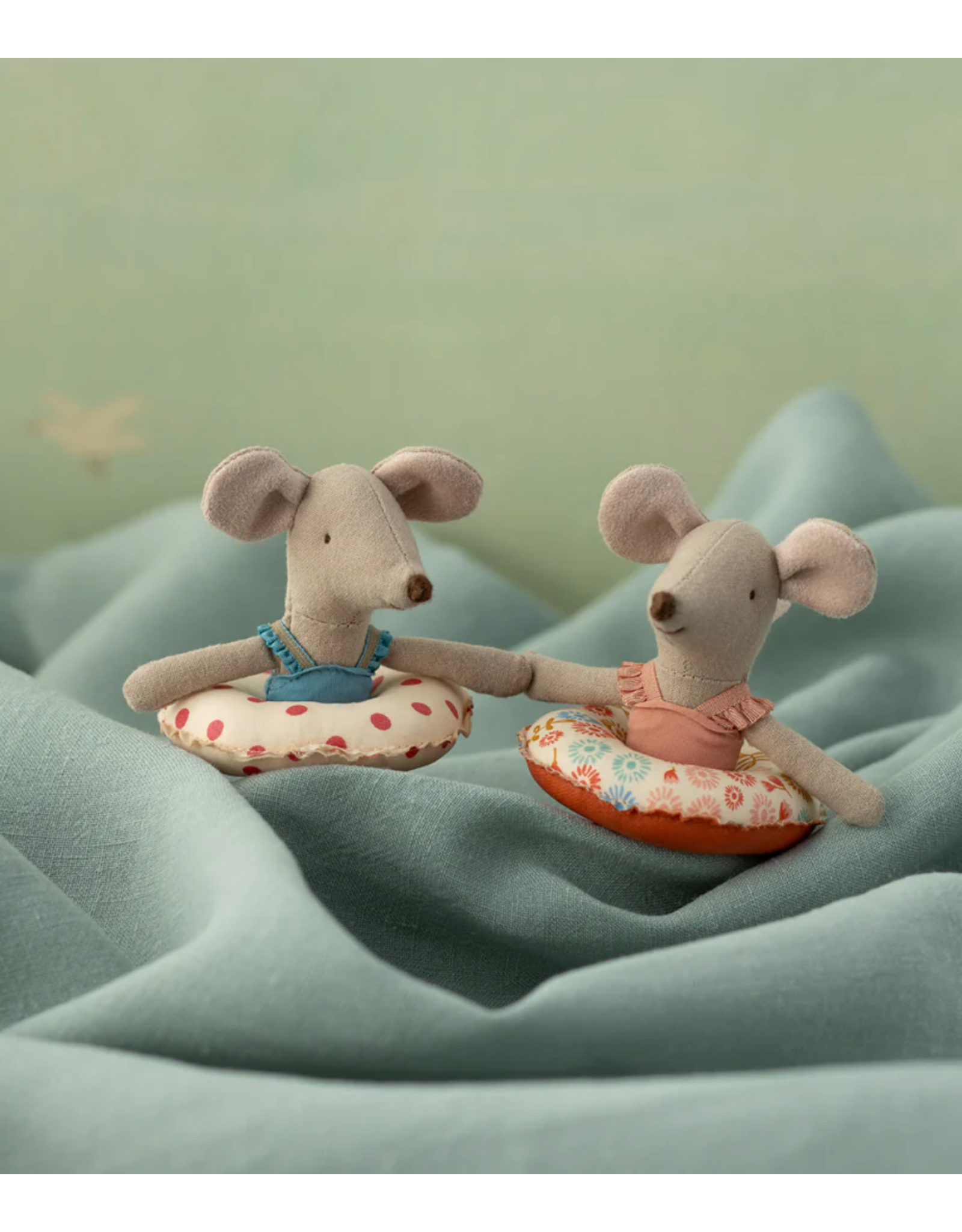 Maileg Beach mouse with float, Little sister flower