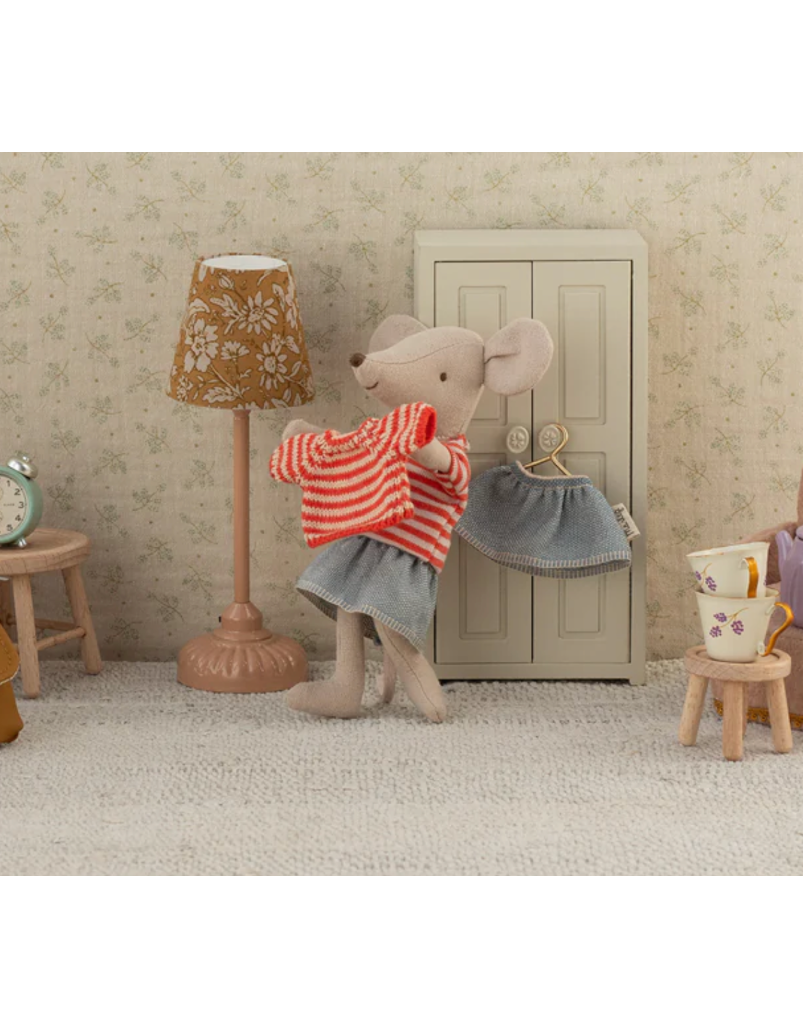 Maileg Knitted sweater and skirt Big sister mouse