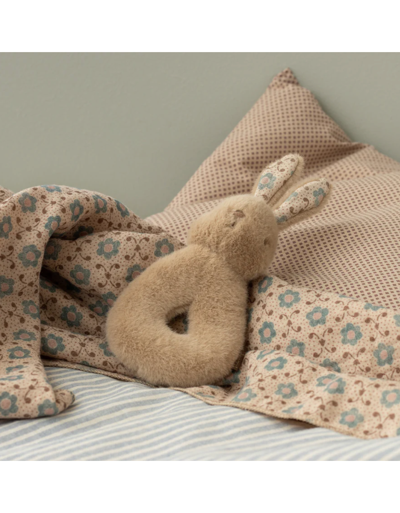 Maileg Rabbit rattle set Cream peach