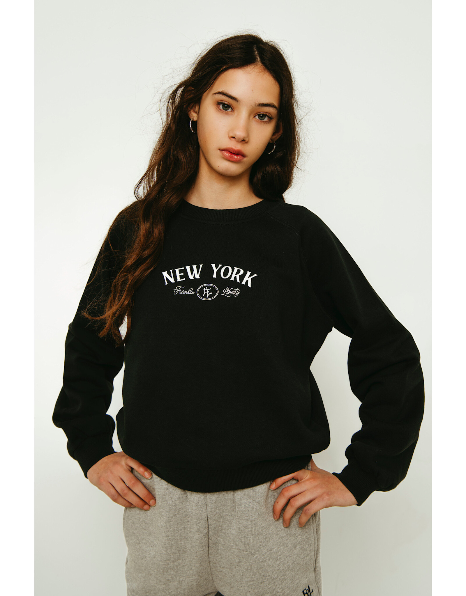 FRANKIE&LIBERTY Tacey Sweatshirt New York 03.3 OFF BLACK