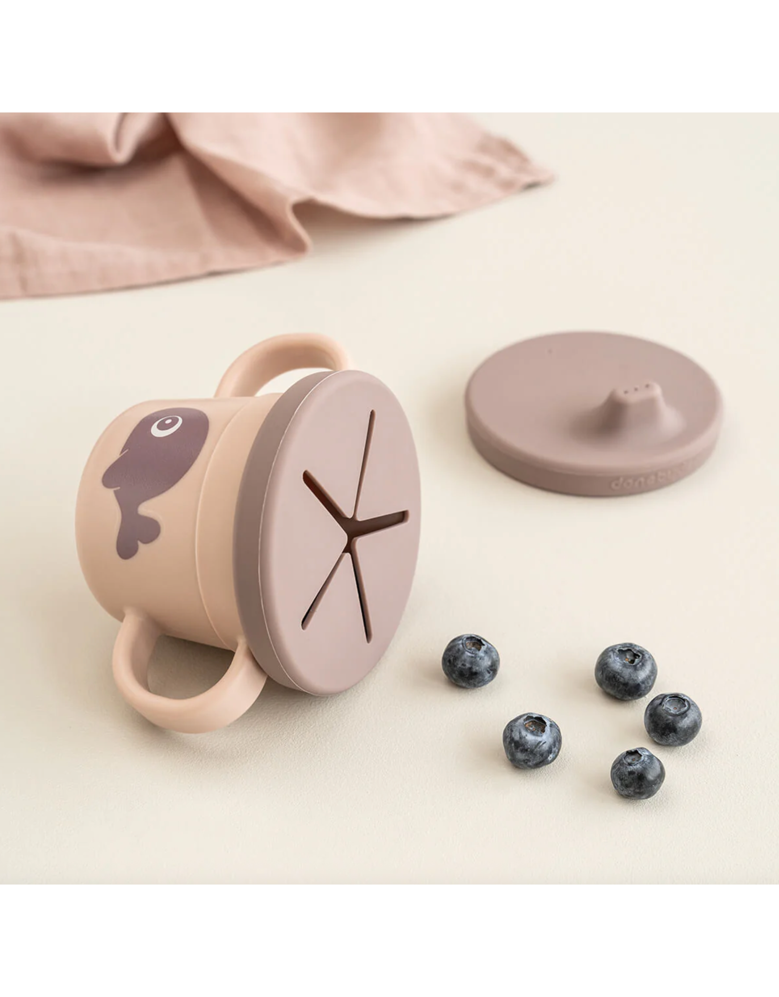 Done by Deer Foodie spout/snack cup Wally Powder