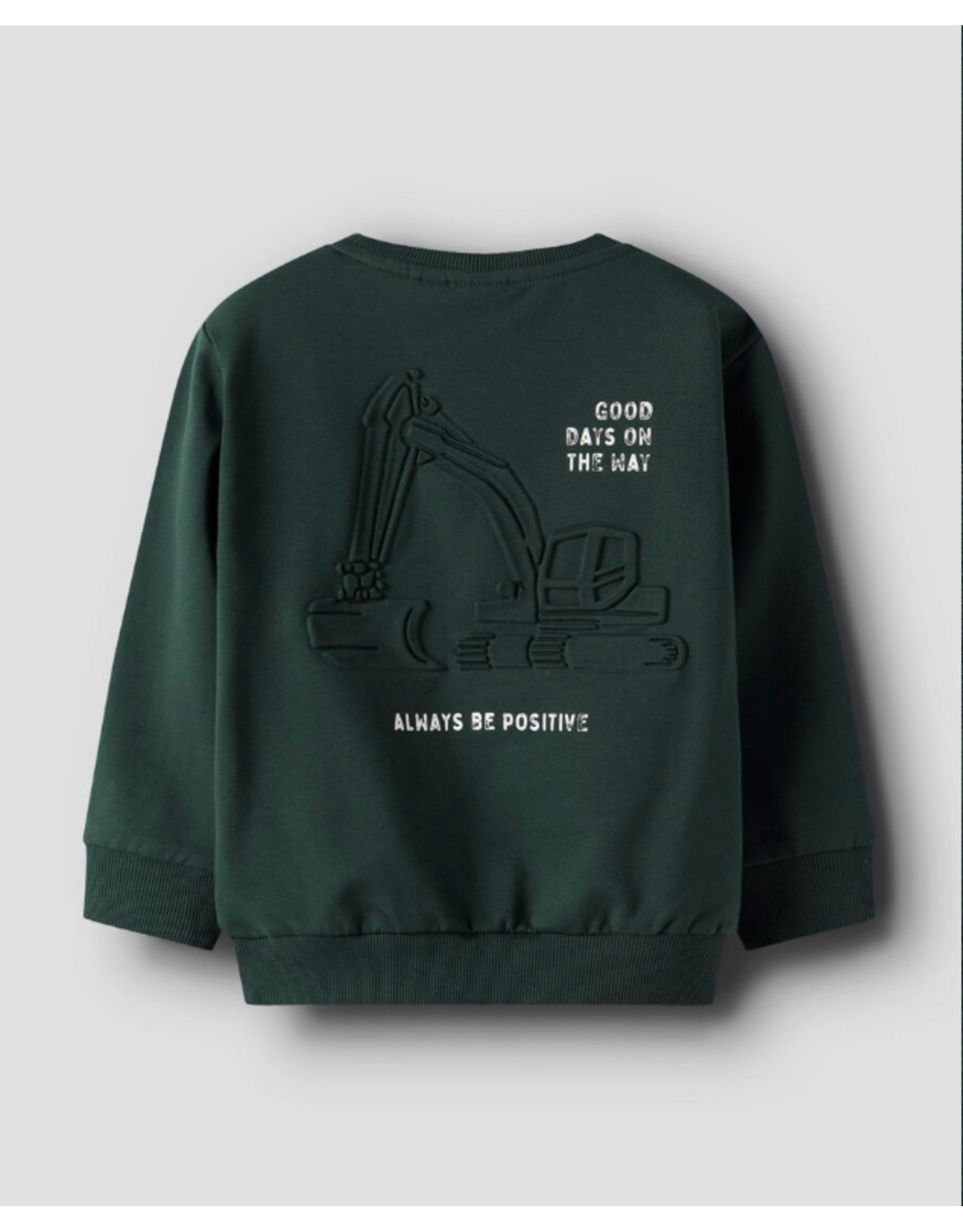 Name it NMMSLADE LS NREG Sweat Bru Pine Grove