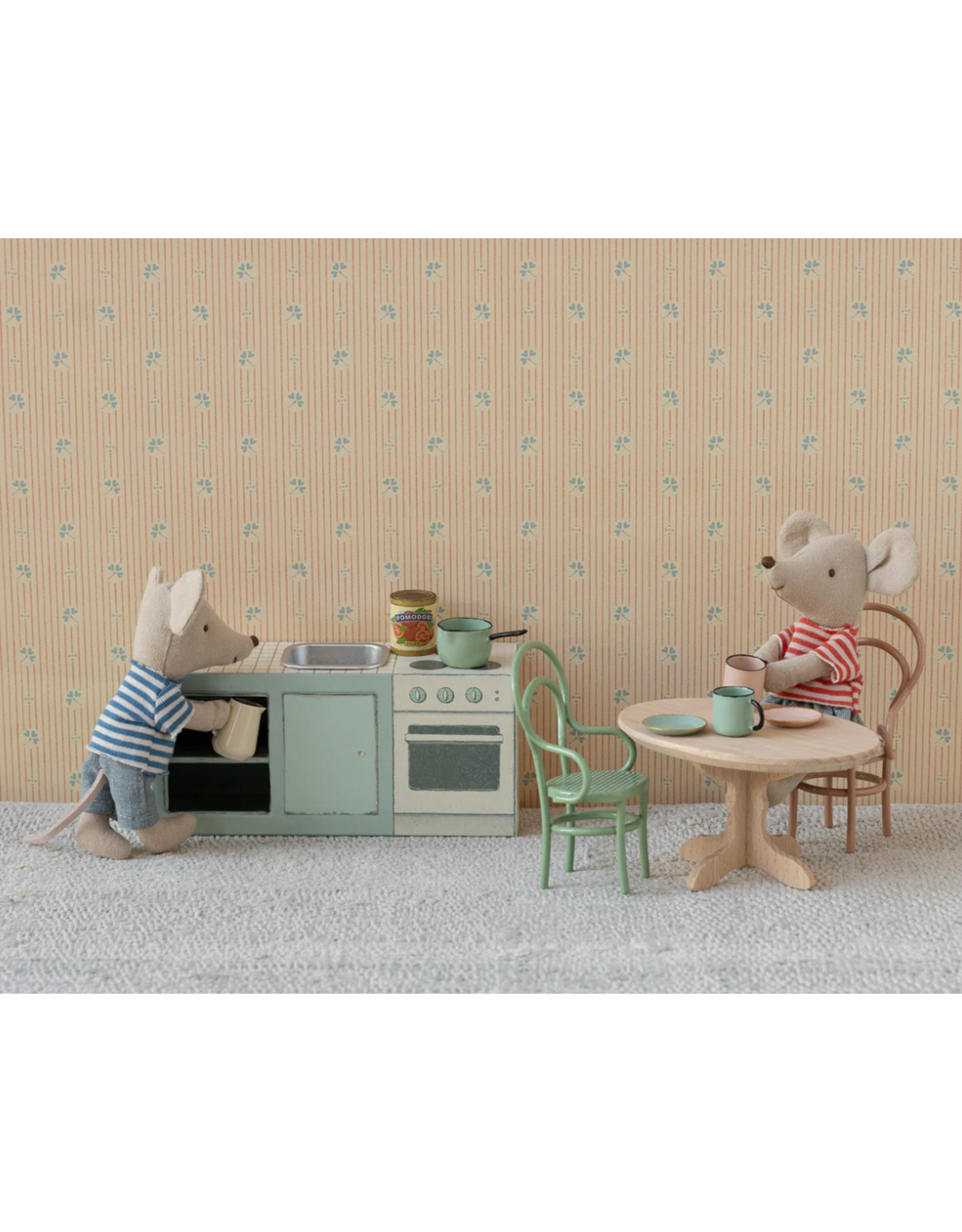 Maileg Kitchen counter Mouse