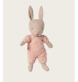 Maileg Rabbit Micro Sand Rose knitted suit