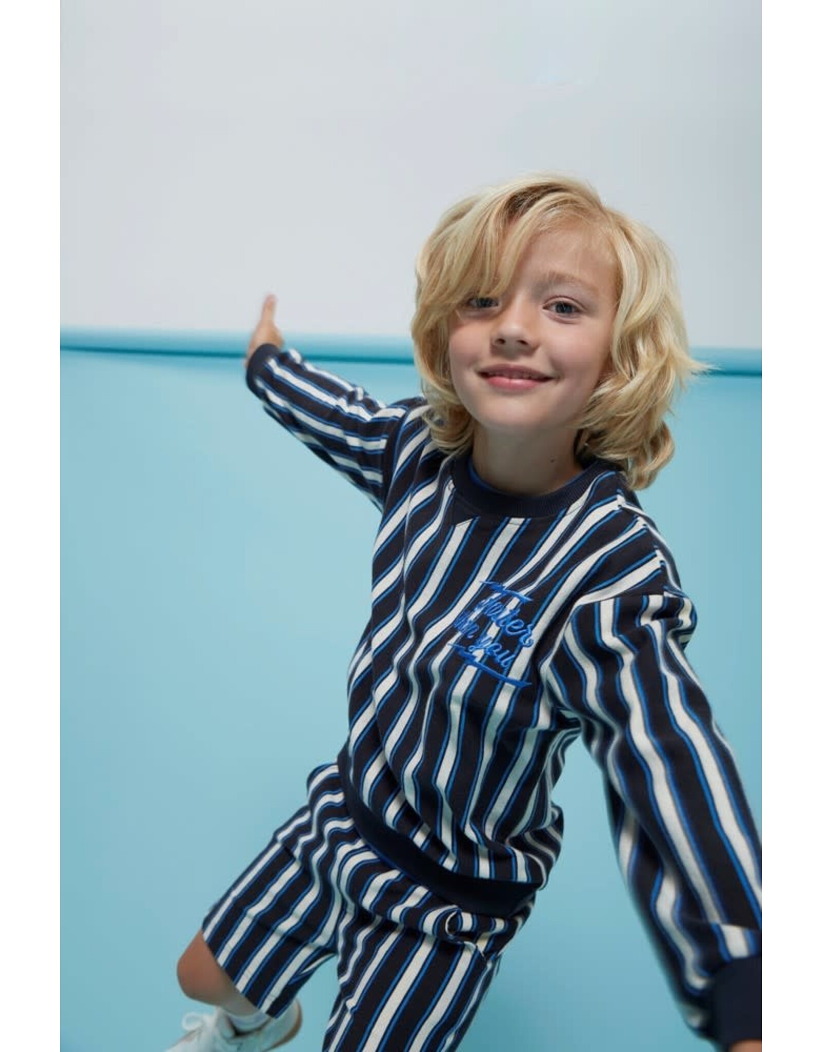 Sturdy Short streep - Run the Day Antraciet