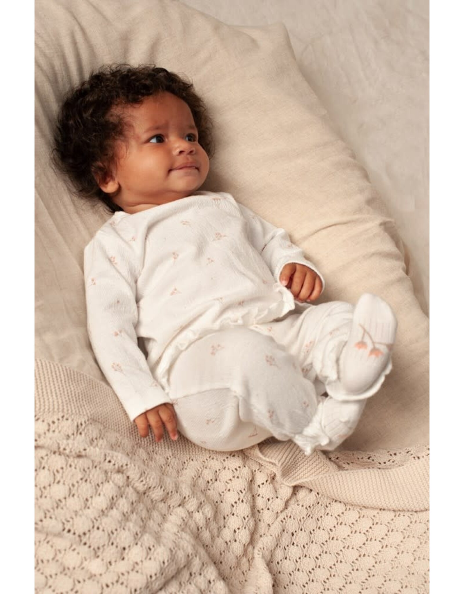 Feetje Broek crinkle AOP - Delicate Flower Offwhite
