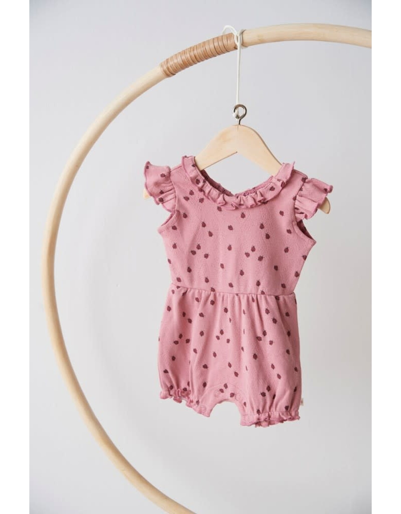 Feetje Playsuit ajour rib AOP - Ladybug Roze