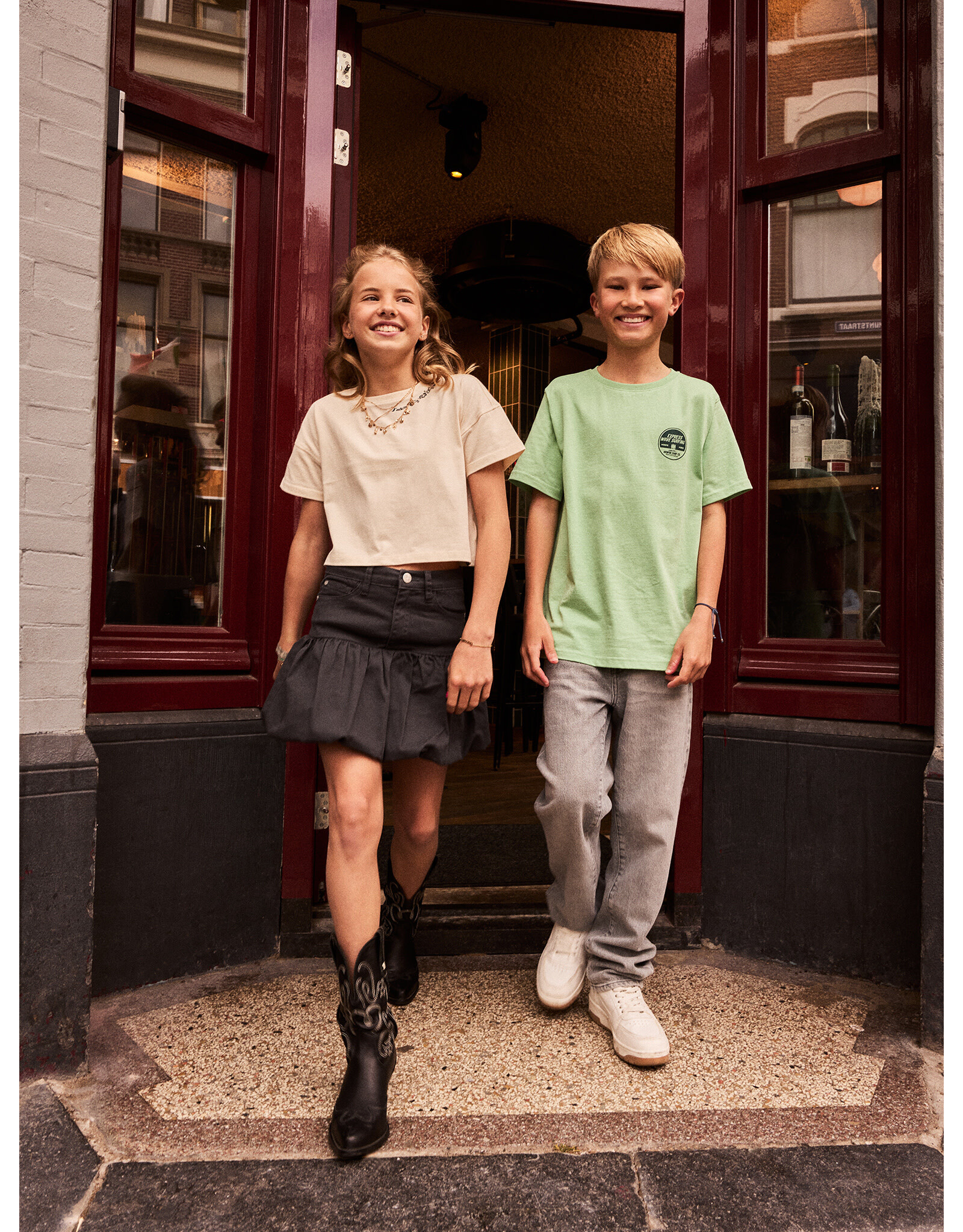 Indian Blue Jeans T-shirt Wide Cropped Sandshell