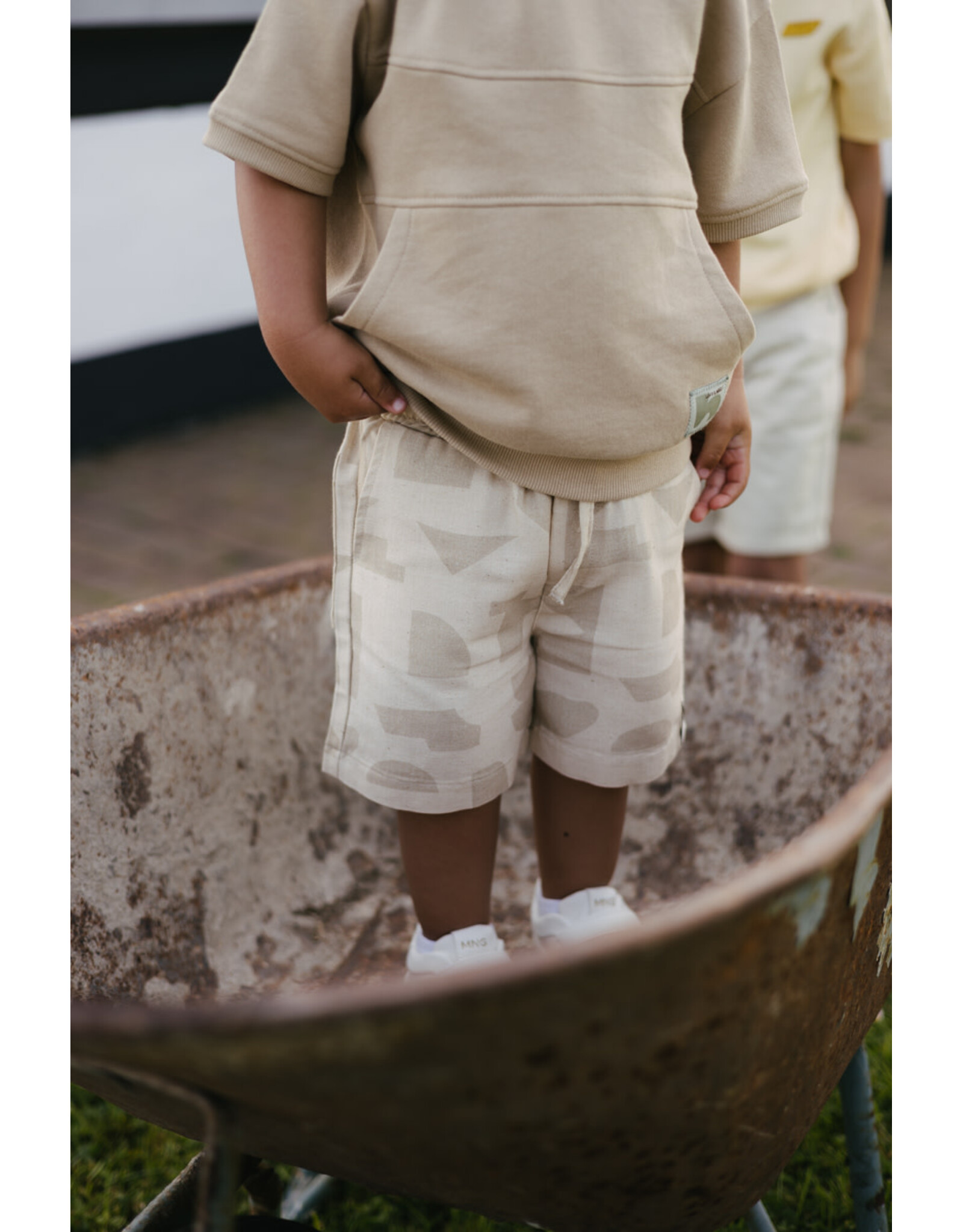 Levv LS262BOUWE AOP Sand Graphic