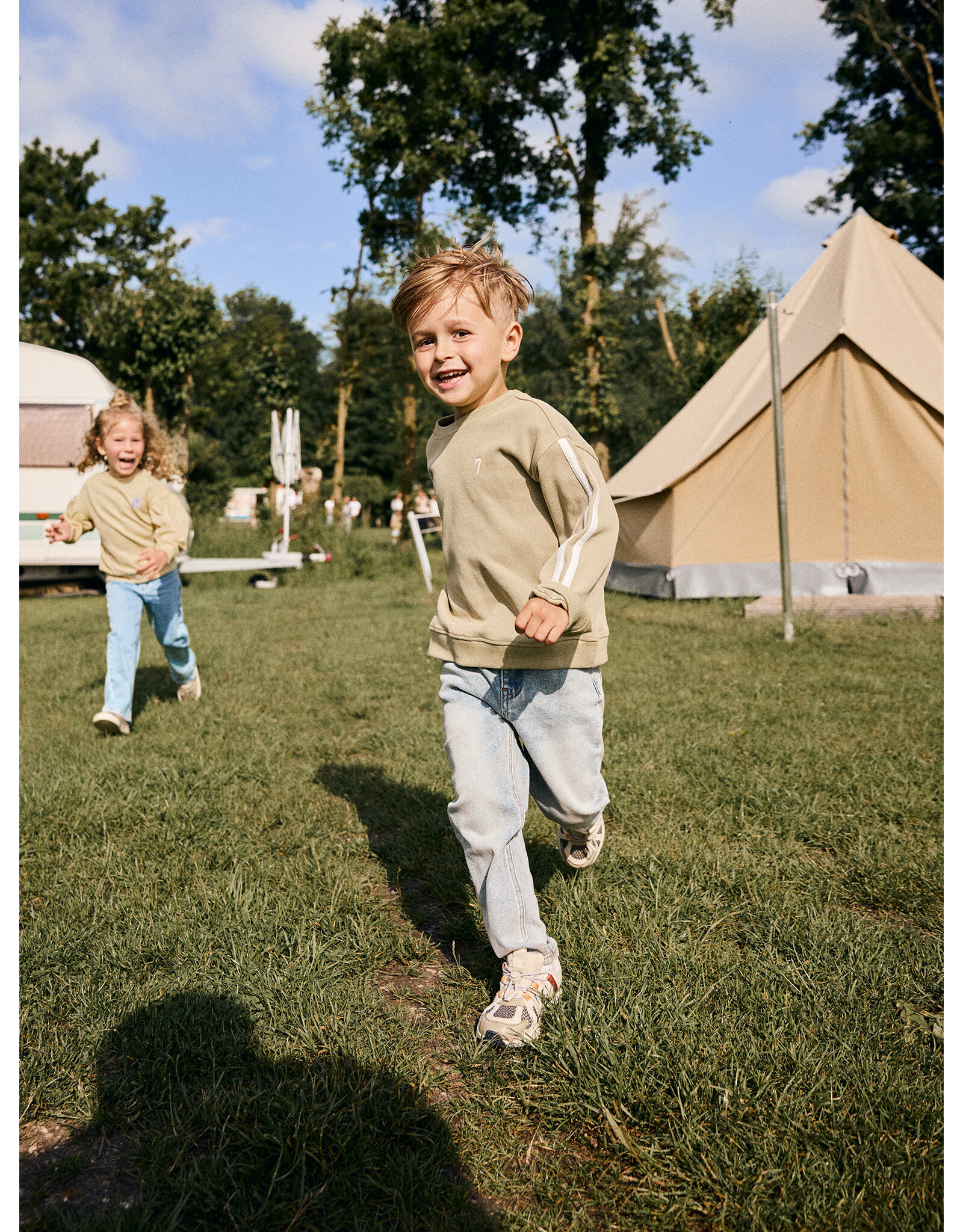 Daily7 Oversized Sweater Tape Pale Olive Green