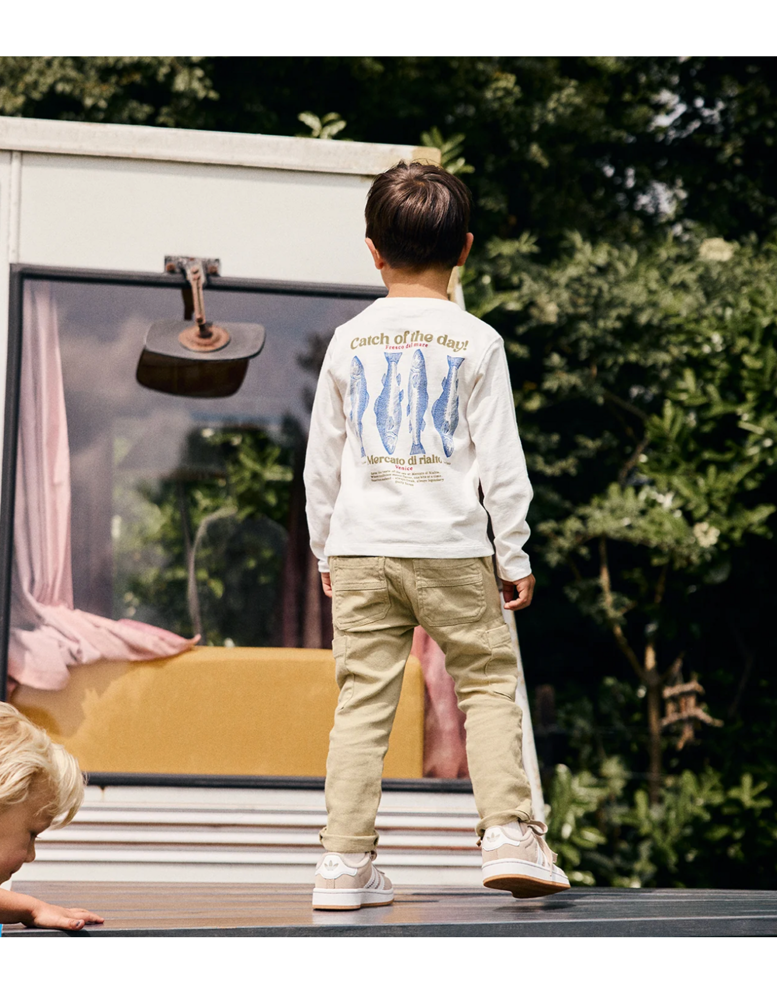 Daily7 T-shirt Longsleeve met Backprint Egret