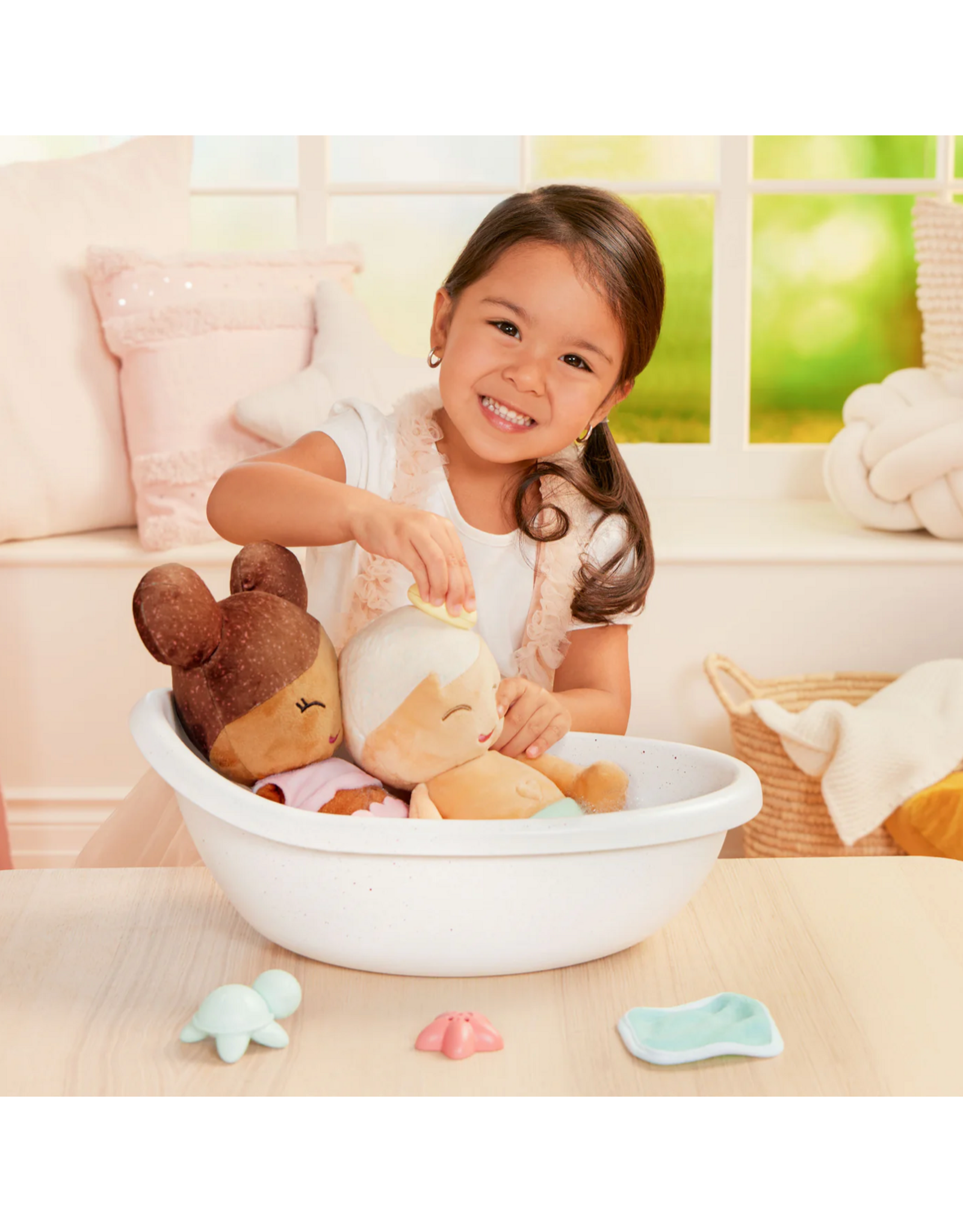 LullaBaby - LBY7649 - Baby Doll Bathtub & Accessories