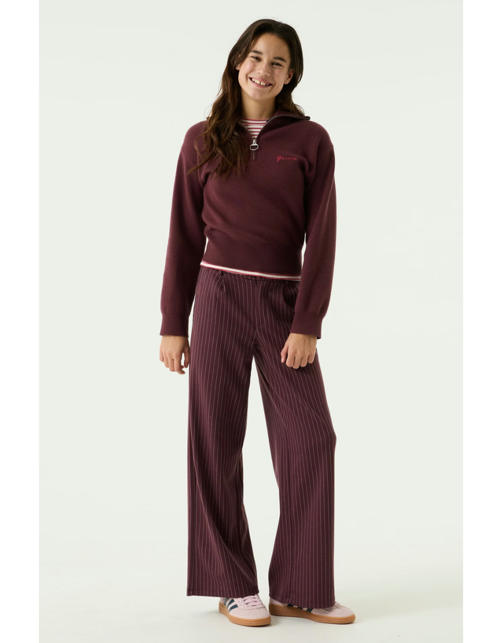 Garcia U262722_girls pants black cherry