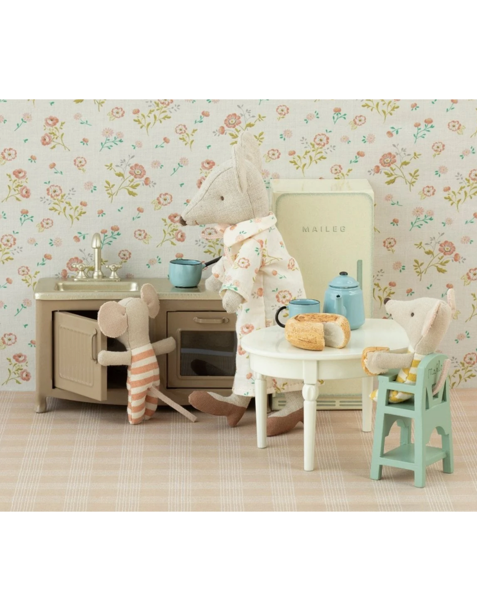 Maileg Vintage dining table Mouse off white