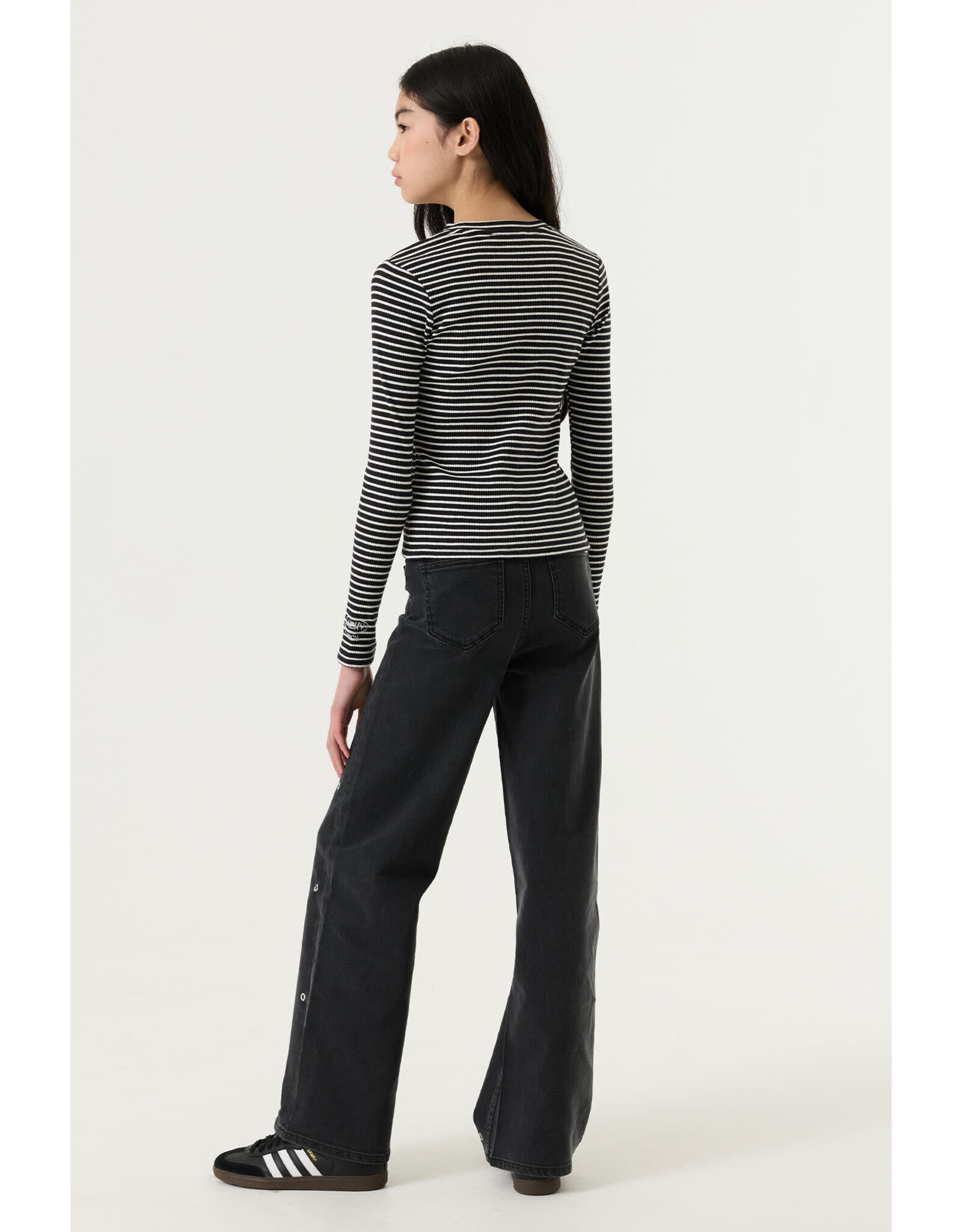 Garcia V262522_girls pants medium used