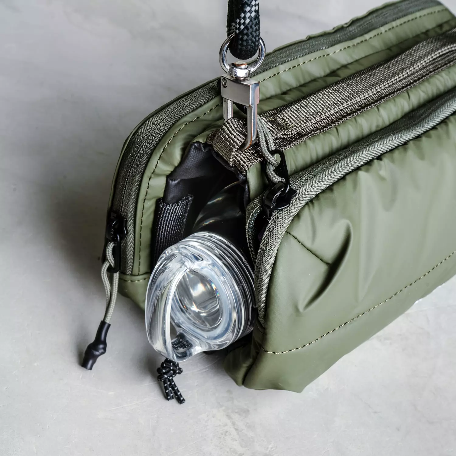 Topologie Bottle Sacoche Medium Chrome Metallic Bag - FREE Topologie Bottle Sacoche Medium Chrome Metallic Bag - FREE
