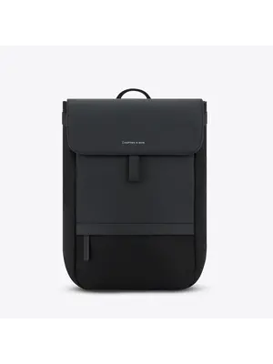 Kapten and Son Fyn All Black Rucksack