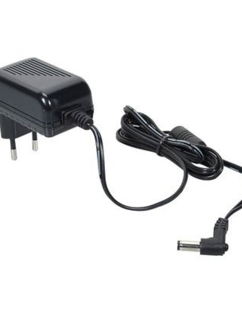Adapter 12 volt  2000 mA voor keyboard