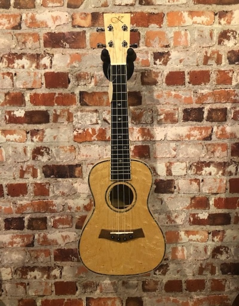 Kauai Concert ukulele Birdeye maple