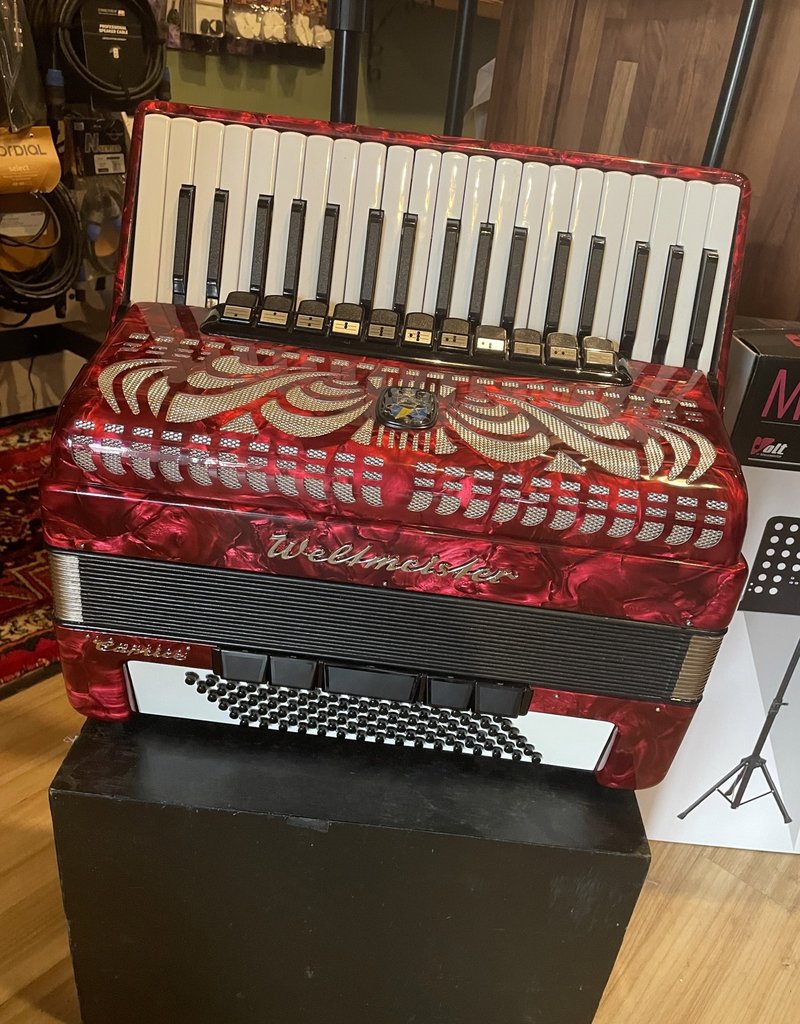 Weltmeister Caprice accordeon 4 korig 80 bassen | Occasion