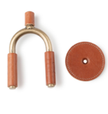 levy's Levy massief messing muurhanger met bruin lederen omhulsel