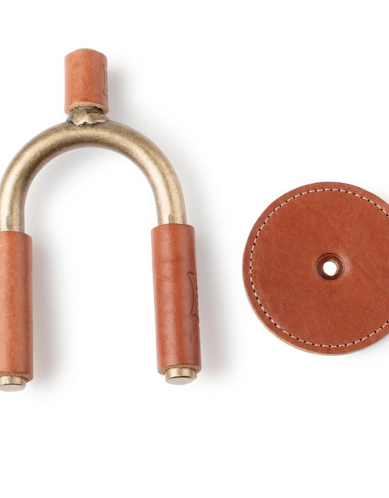 levy's Levy massief messing muurhanger met bruin lederen omhulsel