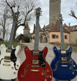 Hagstrom Hagstrom Viking 100th Anniversary Edition Bloodwine Red incl. Koffer