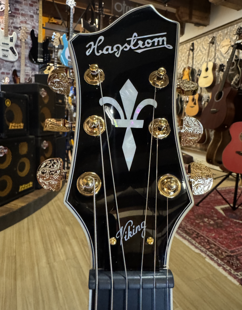 Hagstrom Hagstrom Viking 100th Anniversary Edition Bloodwine Red incl. Koffer