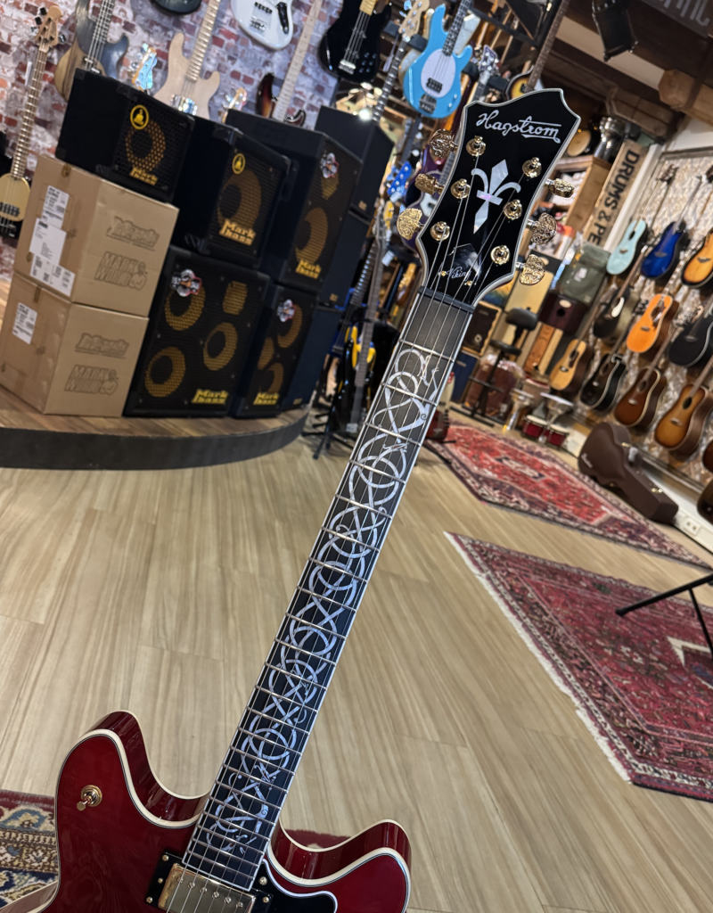 Hagstrom Hagstrom Viking 100th Anniversary Edition Bloodwine Red incl. Koffer