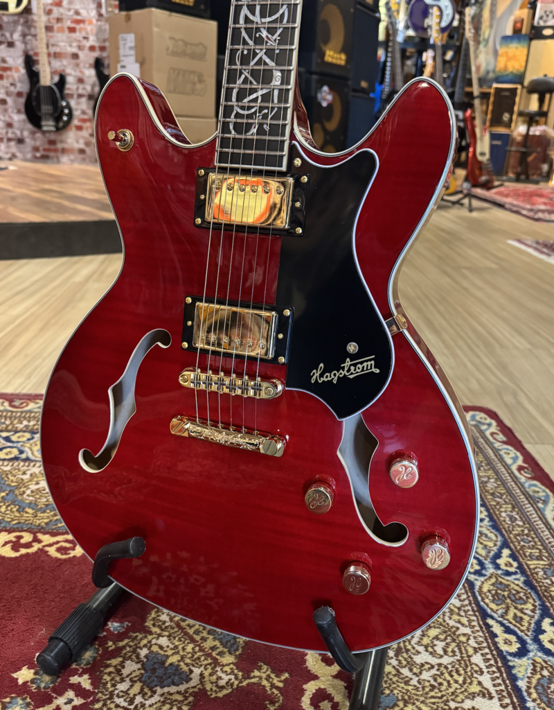 Hagstrom Hagstrom Viking 100th Anniversary Edition Bloodwine Red incl. Koffer