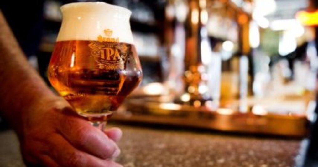 In dui magna, posuere eget, vestibulum et, tempor auctor.