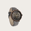 تحتضن مجموعة إليمنت أربعة تصاميم مميزة من WoodWatch، وتجمع مكوناتها بين الفولاذ المقاوم للصدأ (عيار 316) وبين أجود أنواع الخشب. وتتميز ساعة "آيرن والنت غراي" بقطرها الذي يبلغ 41 ملم وخاصية عرض مراحل القمر الفريدة من نوعها إلى جانب وجود قرصين إضافيين لعرض
