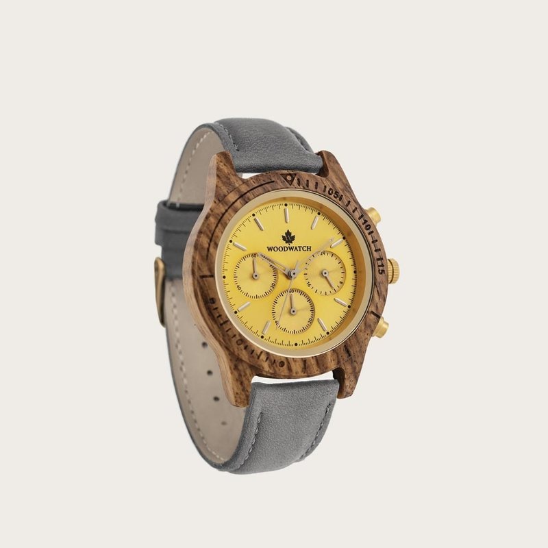 تتميز مجموعة كرونوس بعدة مميزات تشمل الكرونغراف الكلاسيكي SEIKO VD54 والزجاج الياقوتي المقاوم للخدش وحزام الساعة المدعم بالفولاذ المقاوم للصدأ. وقد صُنعت ساعة "كرونوس توسكاني رايز غراي" من خشب الكوزو الأفريقي وتتميز بمينائها الأصفر اللون.