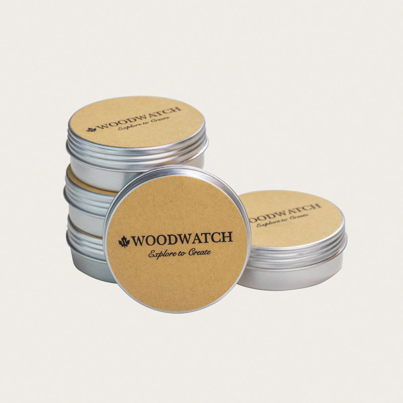 تم ابتكار شمع WoodWatch خصيصًا للعناية بالمنتجات الخشبية بهدف زيادة عمرها الافتراضي - إنه مثالي لتنظيف اكسسواراتك الخشبية والمحافظة عليها. يتكون هذا الشمع من مواد طبيعية بنسبة 100٪ بدون أي مواد كيميائية صناعية.