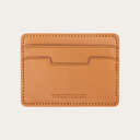 حافظة بطاقات فاخرة من جلد الصبَّار، ناعمة ومتينة للغاية، مصنوعة من أوراق نبات الصبَّار المكسيكي، تتمتع بتصميم مُحسَّن يساعدك على التنظيم، وتضم 3 فتحات.