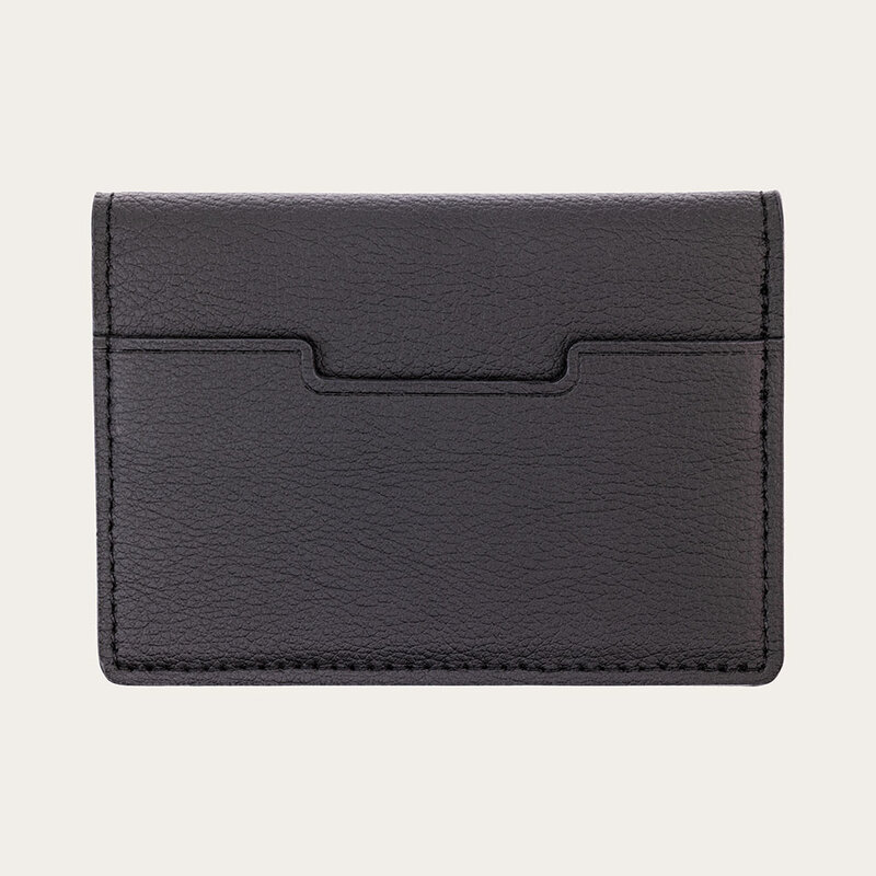 محفظة فاخرة من جلد الصَّبار، ناعمة ومتينة للغاية، مصنوعة من أوراق نبات الصَّبار المكسيكي، تتمتع بتصميم مُحسَّن يساعدك على التنظيم، وتتكون من 7 فتحات.