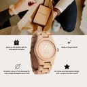 تعد مجموعة "كور" الخيار المثالي لمحبي المنتجات الخشبية وعشّاق المغامرة، حيث تتميز هذه المجموعة بتصميماتها الرياضية الفريدة من نوعها وبأنها مصنوعة يدوياً من أجود أنواع الأخشاب الطبيعية ذات الألوان والأشكال المتعددة. وتشتمل ساعات هذه المجموعة على مقاسين مخت