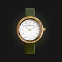 مستوحاة من التصاميم الإسكندنافية المعاصرة! تتميز ساعة "نوردك كوبنهاغن" بأنها مصنوعة يدوياً من خشب الزيتون الأبيض المستدام وبقرصها الأبيض وتفاصيلها الذهبية وقطرها الذي يبلغ 36 ملم، إلى جانب حزامها الجلدي ذو اللون البييج الأنيق والملمس فائق النعومة.