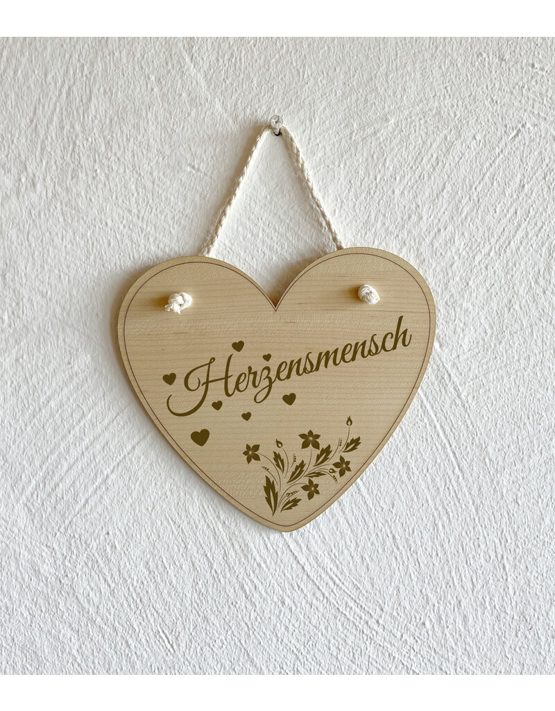 KS Laserdesign Das Deko Herz zum Hängen mit Gravur eignet sich hervorragend als Geschenkidee für deinen Herzensmenschen!