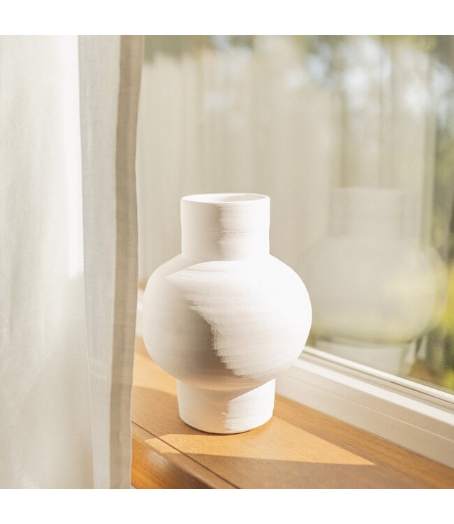 OITO  Parma Vaas White