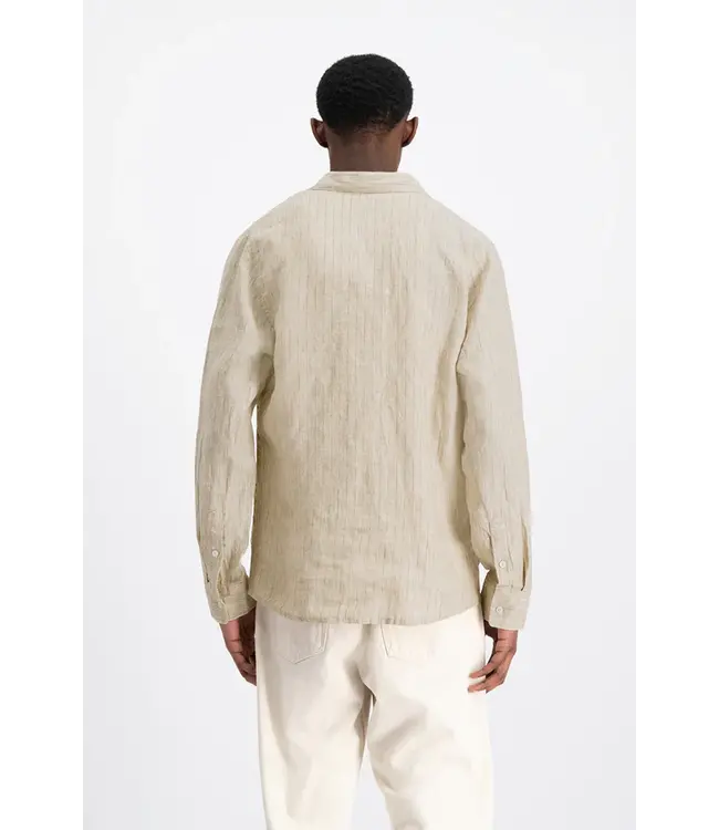 LAW OF THE SEA LAW OF THE SEA Rush 3024115 Sand