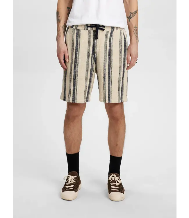 ANERKJENDT anerkjendt structure shorts tofu 9503