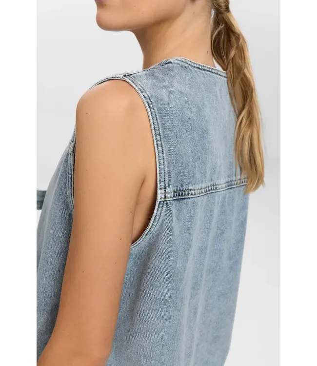 Nümph Nümph Nubrooklyn Vest 705654 Light Blue Bleach