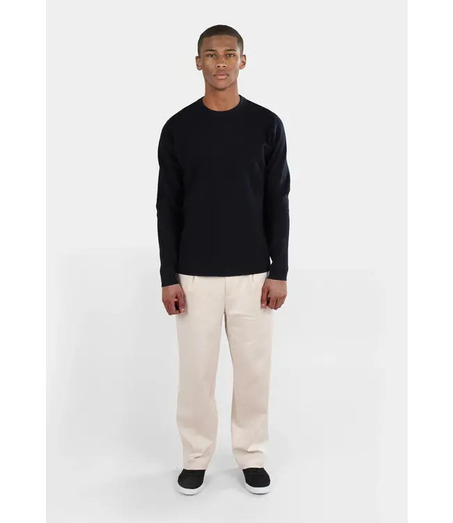 CISZERE Ciszere Clark Knitted Roundneck Black