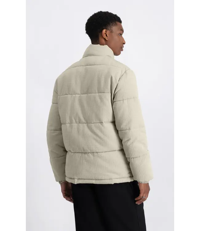 LAW OF THE SEA Law of the Sea Moon Aluminium Law-10231-711