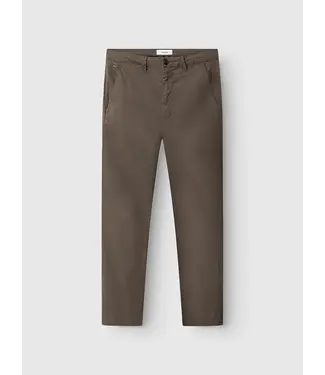 GABBA Gabba 2200211070 Paul K3280 Dale Chino Crocodile GABBA Gabba 2200211070 Paul K3280 Dale Chino Crocodile