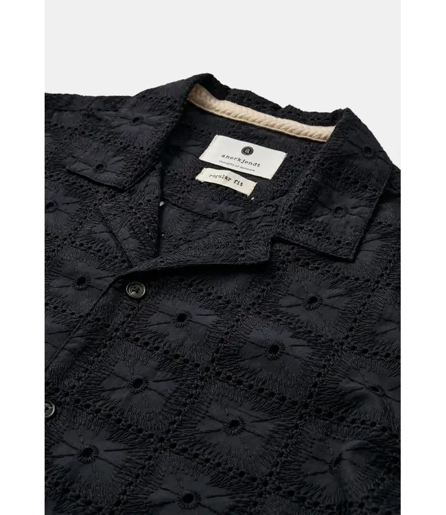 ANERKJENDT Anerkjendt 902328 Akleander Lace EMB SS Shirt Caviar